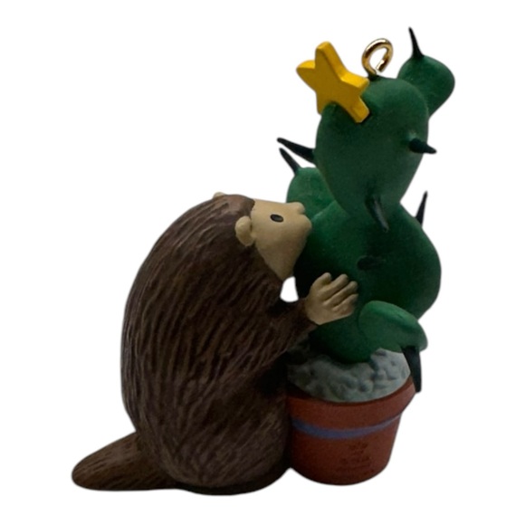 HALLMARK Keepsake 1993 STRANGE AND WONDERFUL LOVE RELATIONSHIP Ornament - Picture 1 of 6